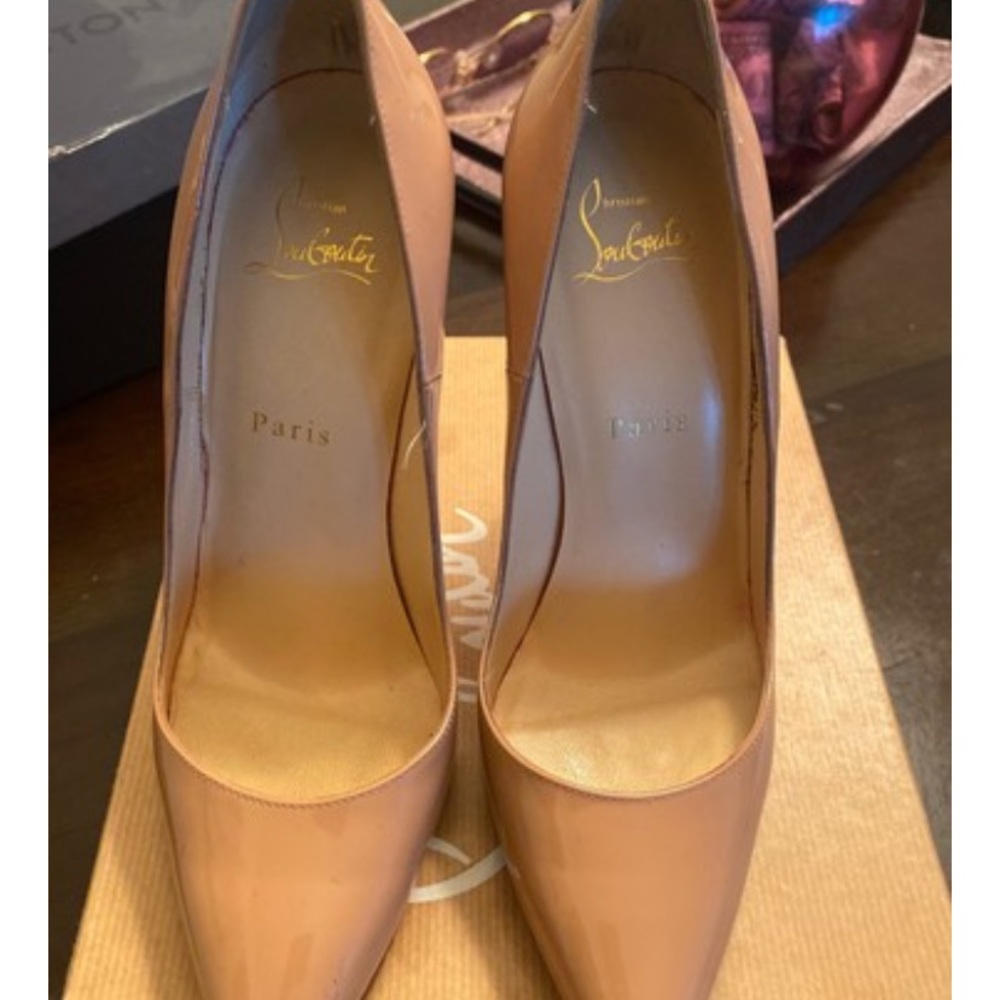 Christian Louboutin Nude Patent Leather Pumps (So Kates) - Picture 3 of 7